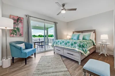 West Orlando Lakefront Hotels near Christ Sanctified Church
