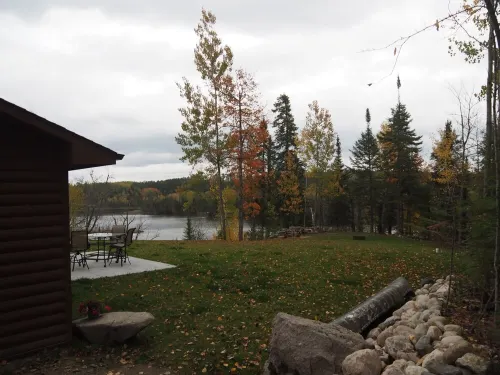 Enjoy privacy in this newly built cabin with spectacular view of North Star Lake