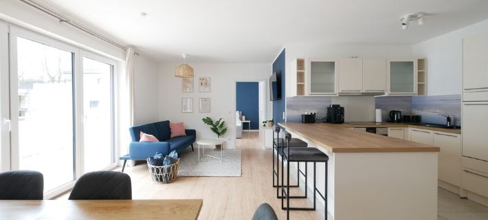 85qm, Parkplatz, Zentral, Großer Balkon, 2 Bäder Hotels in Paderborn