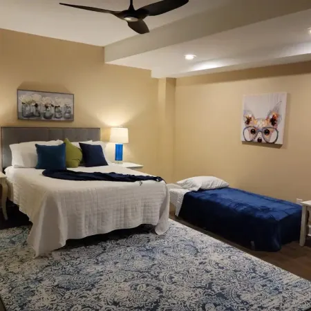 Beautiful farm stay apartment, rural Georgetown KY