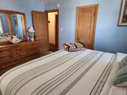 Spacious luminescence apartment with Patio. Pet-Friendly