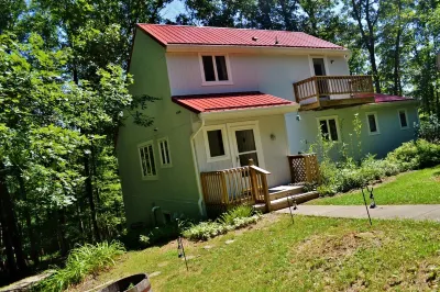 Wooded Get Away Where Memories Are Made That Comfortably Sleeps 8