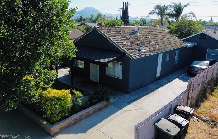 Charming 3-bedroom house with AC and WiFi in marvelous Colton