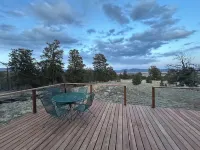 Honeydome Hideaway on 2 acres, close to fishing & national forest w/ ATV trails.