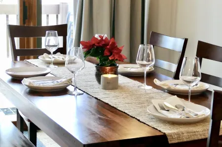 Windfall @ Quechee Club VT: Cozy Updated Condo  A/C, Fireplace -Ski -Golf -Renew