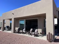 New Home with incredible views of Lake Powell Hotels near Horseshoe Bend