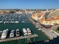 Lovely 3 bed 3 bath end villa with pool and beautiful port in Duquesa 마닐바 호텔