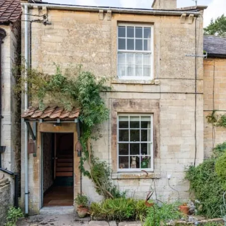 Conde Nast voted top Cotswold holiday let