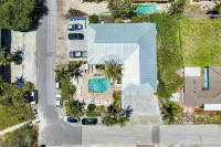 AMI Beach Front Condo - heated pool and less than 50 steps to the Beach! Hotels in Holmes Beach