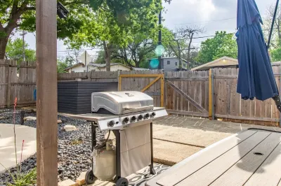 Alamo City Oasis, private pool and close to all the sights Hotels in Northwest San Antonio