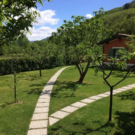 NATURE - cottage with garden, shared pool, private veranda