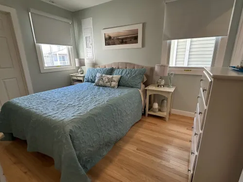 Salty Dog: South End Sunsets - Dog Friendly 2 Short Blocks to 42nd Street Beach