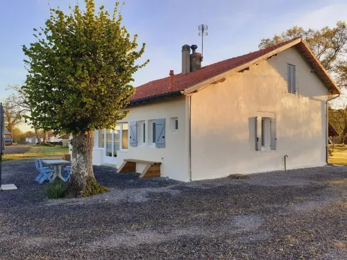 Gîte "les Volets Bleus" : Calme et Grands Espaces au Coeur du Pignada Landais