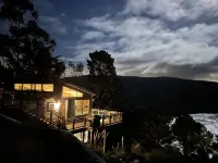 Ocean views from every room!! Hotels near Muir Woods National Monument