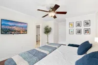 Cozy Gilbert Home - Upgraded + Modern & Pet Friendly!