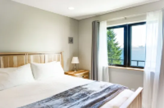 Beachfront property!  2 Bed/2 Bath and no added cleaning fees