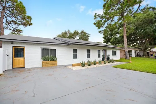 Luxury Oasis w/ Private Pool - 5-Minutes to Beach