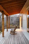 Designer Mountain Farmhouse ~ Hot Tub ~ Sunset Porch ~ Chef's Kitchen ~ Firepit
