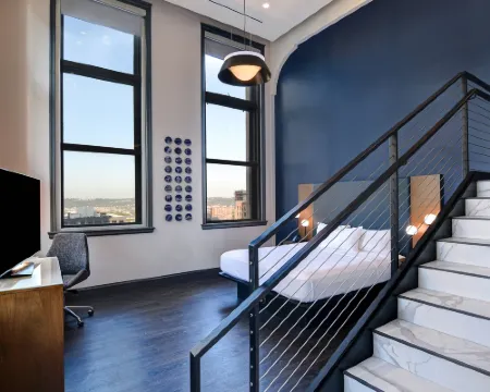 Courtyard Cincinnati Downtown Hotels in Hamilton County