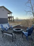 Murphy Sunset View--Perfect Getaway Location!!