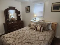 The Grove- Blue House - 3-Star