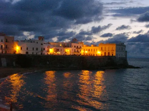 DOMUS GIRASOLI - VACATIONS SEA MOVIDA RELAX - 5 PL 5 MINUTES FROM GALLIPOLI