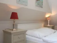 Exclusive apartment on two floors near the beach with a fireplace Hotéis em Zingst