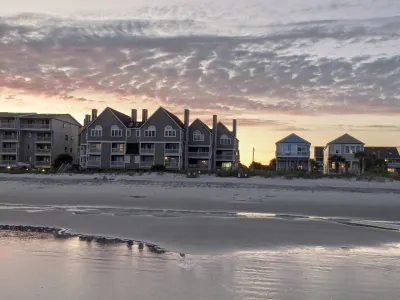 Oceanfront 2 Bedroom with Pool, Linens Included! Relax at "Latitude Adjustment"