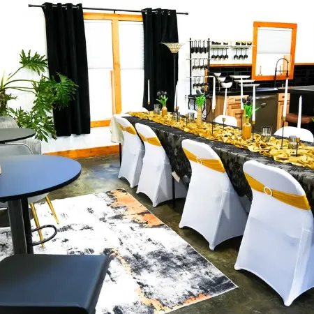 Black Pearl Lodge @ DeGray. Small event venue or fun family getaway!