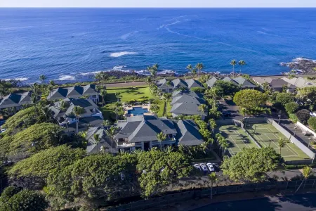 POIPU KAPILI 46 - FABULOUS OCEAN VIEWS - WHOLE UNIT AC - WALK TO BEACH/ SHOPPING