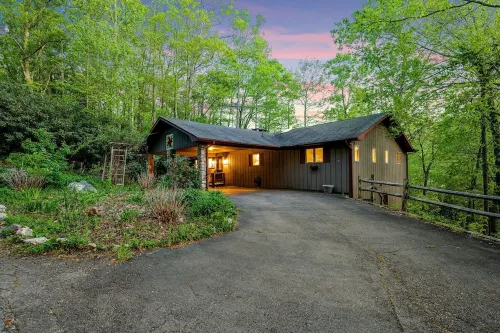 Land of Oz, Book Now! Family Layout+KidsBunk/Toys+Fire Pit+King+Outdoor Games+AC