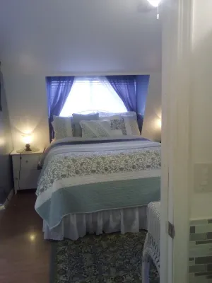Serenity Yoga Wellness Retreat Hotels near Second Baptist Church
