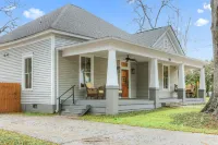 Luxury  getaway, Where the Vampire Diaries was filmed. Hollywood of the South!