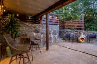 Luxury Private Downstairs Suite