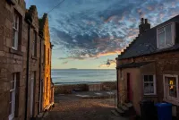 Peaceful Studio, Quirky and Unique in a Large Garden. Near Beaches,Golf Courses. Hotels in Anstruther