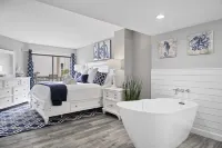 Ocean Views at Villamare in Palmetto Dunes, Steps to the Beach!