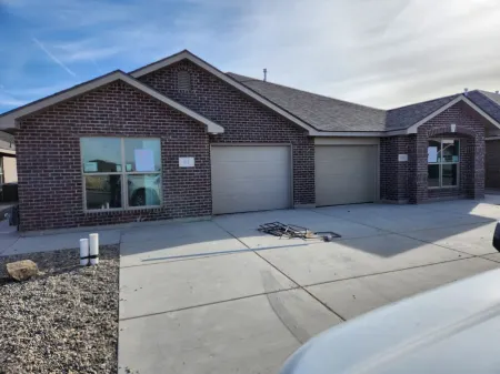 Beautifully furnished Town home