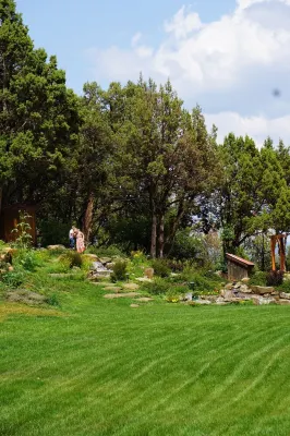 Private Haven+5 Acres+Sprawling Yards+Spectacular Waterfall Koi Pond!  3BR/2Bath