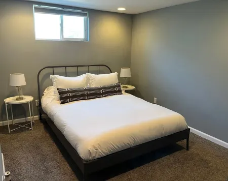 Entire Orem Basement Apartment Отели в г. Орем