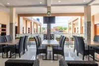 D'Exclusive Guest House Hotels in Cipedes