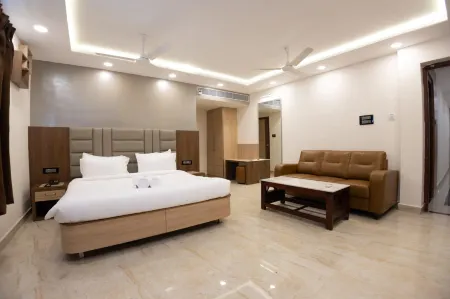 BABY ELITE BY TIO - The Indian Origin Hotels Отели рядом с достопримечательностью «Sripuram Golden Temple»