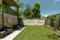 Beautifully Restored Craftsman Home - Downtown Weaverville - Fenced Pet Yard