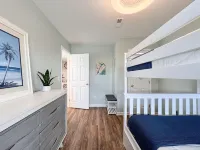 Oceanfront 2Br Sleeps 6 - Linens, Beach Chairs & Intracoastal Fishing & Kayaking Hotels in Stump Sound