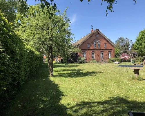 Gut Strackholt - Apartment "Seemannsgarn" Hotels in Grossefehn