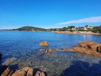 Villa with seafront garden, rare location Hotels in Pietrosella