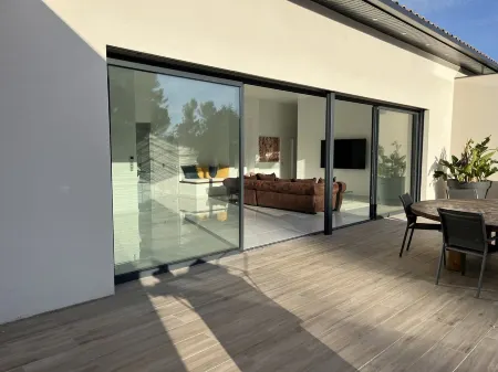 Villa Dexception à Montferrier