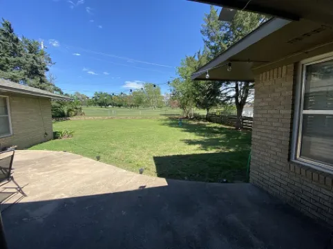 12th Green at Duncan Golf Club and Tennis Club