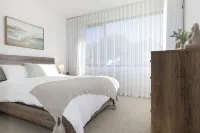 Ultimate luxury on the canal Hotels in Geographe