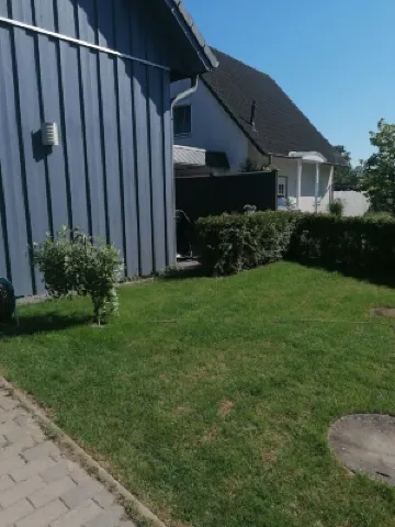 Cozy Vacation Apartment with Bicycle Garage Just 6 km from the Beach