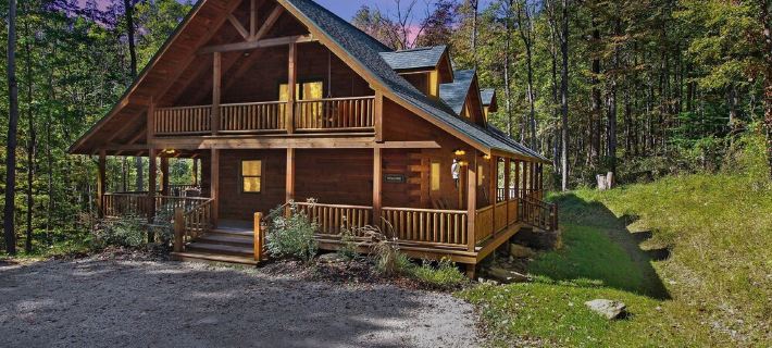 Gorgeous Starry Knight Lodge next to the Hocking Hills State Forest; Sleeps 12 Hotéis em Hocking County